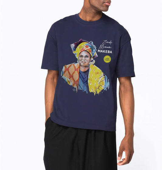 Miriam Makeba I Le T-shirt oversize Homme United Souls - Des visages, une lutte, un héritage à porter !