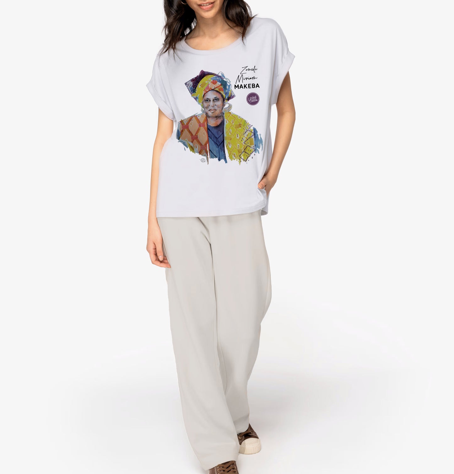Miriam Makeba I Le t-shirt manches à revers femme