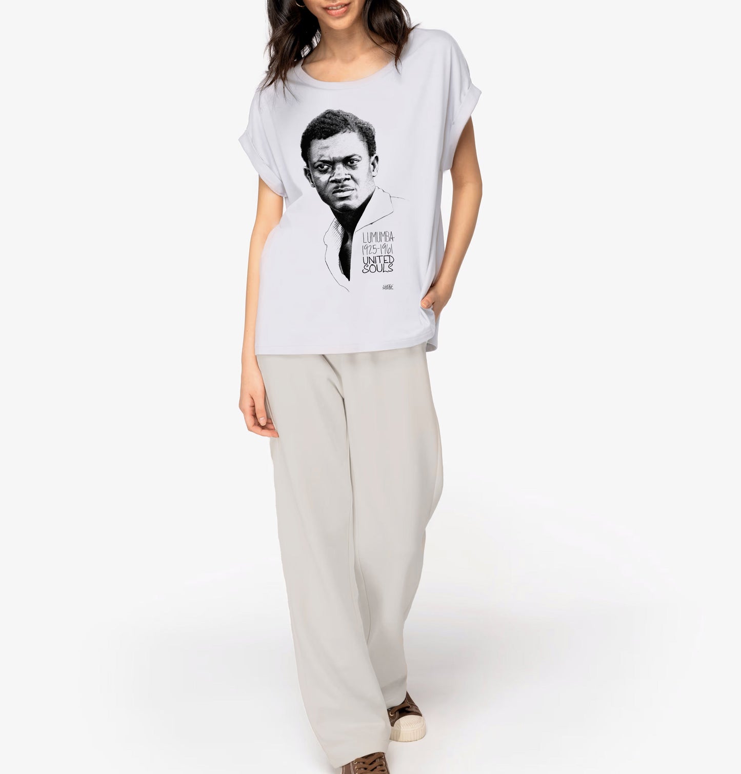 Lumumba Classic I Le t-shirt manches à revers femme United Souls - Des visages, une lutte, un héritage à porter !