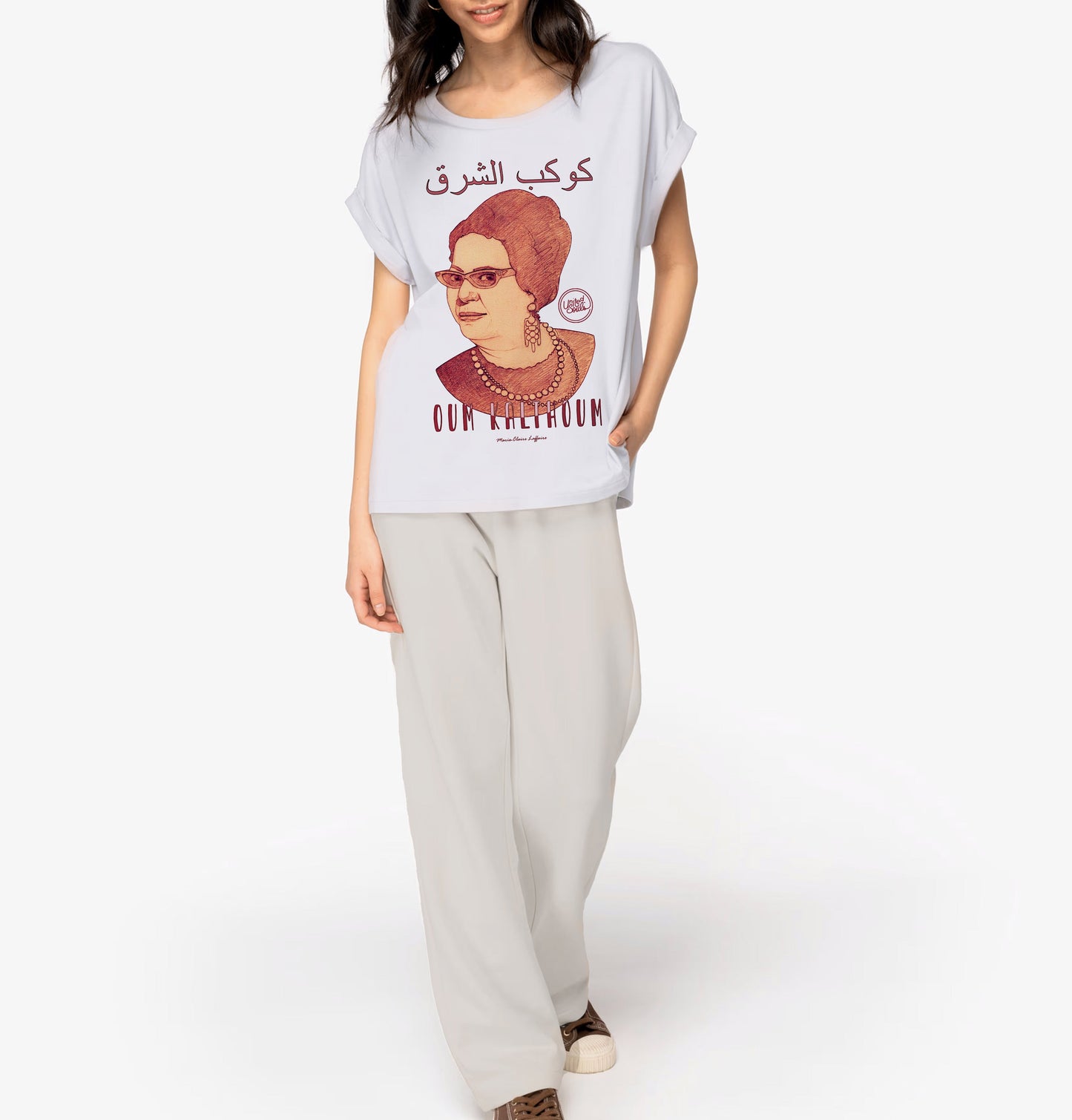Oum Kalthoum I Le t-shirt manches à revers femme United Souls - Des visages, une lutte, un héritage à porter !