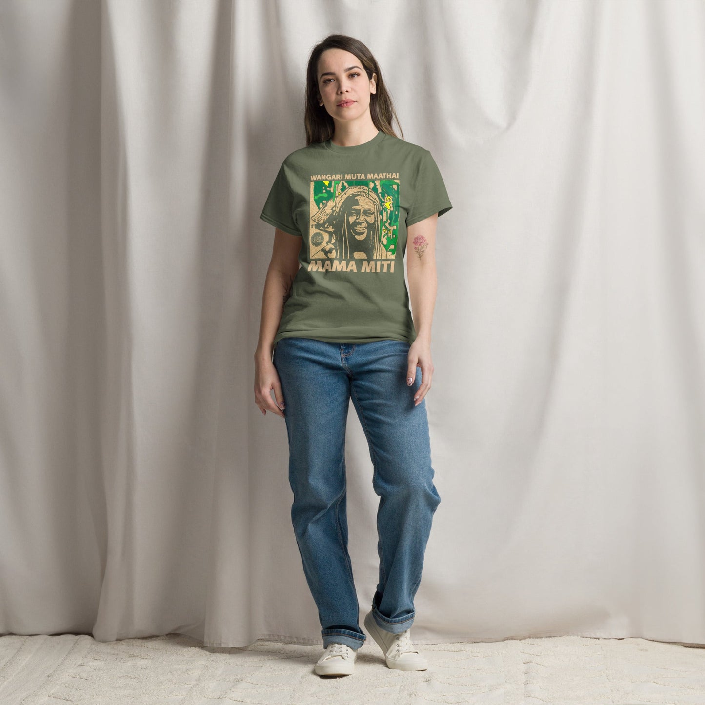 Wangari Muta Maathai | Le t-shirt essentiel unisexe 100% coton United Souls - Des visages, une lutte, un héritage à porter !