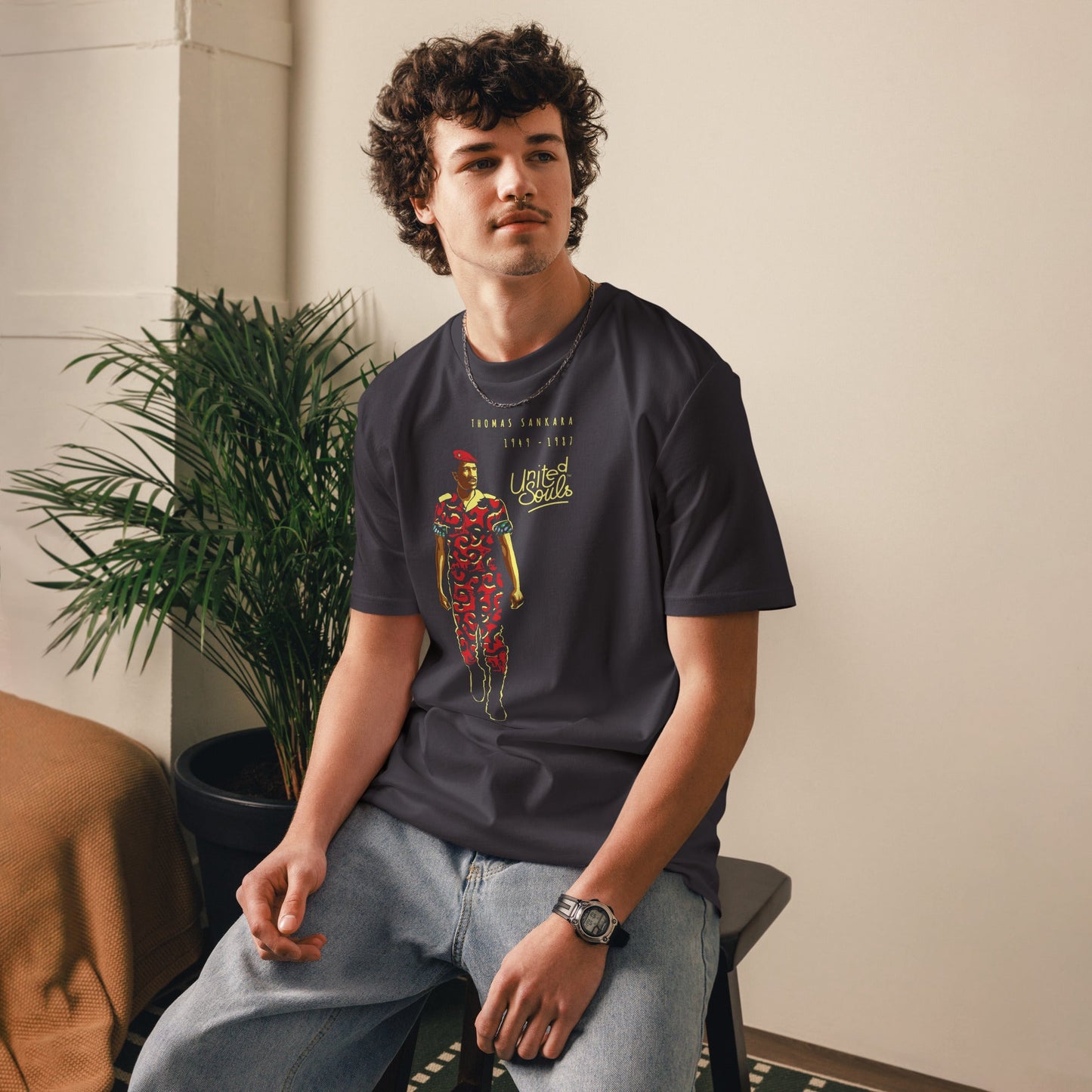 Thomas Sankara | Le t-shirt unisexe en coton biologique United Souls - Des visages, une lutte, un héritage à porter !