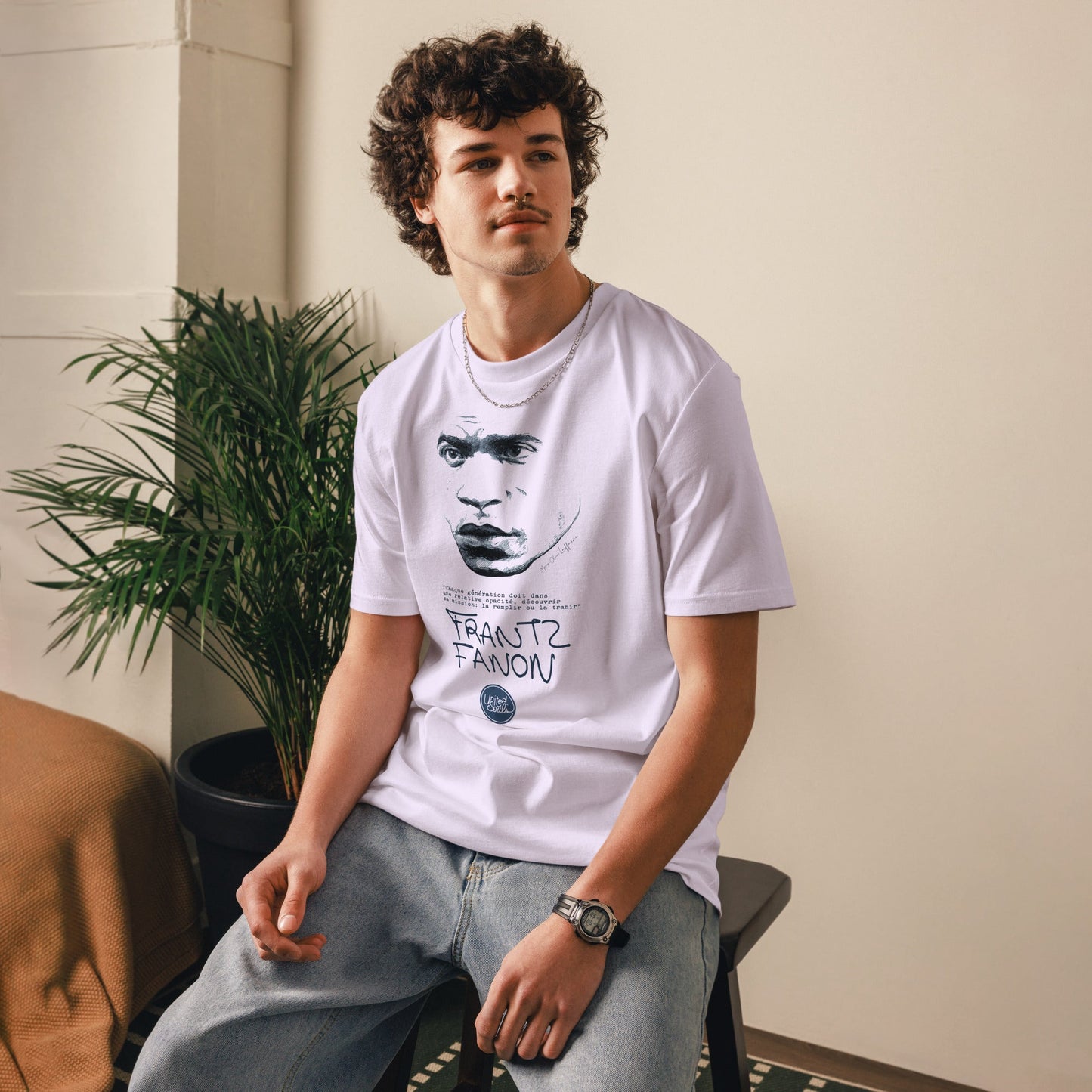 Frantz Fanon I Le t-shirt unisexe en coton biologique United Souls - Des visages, une lutte, un héritage à porter !