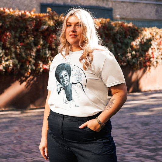 Nina Simone I Le t-shirt unisexe en coton biologique United Souls - Des visages, une lutte, un héritage à porter !