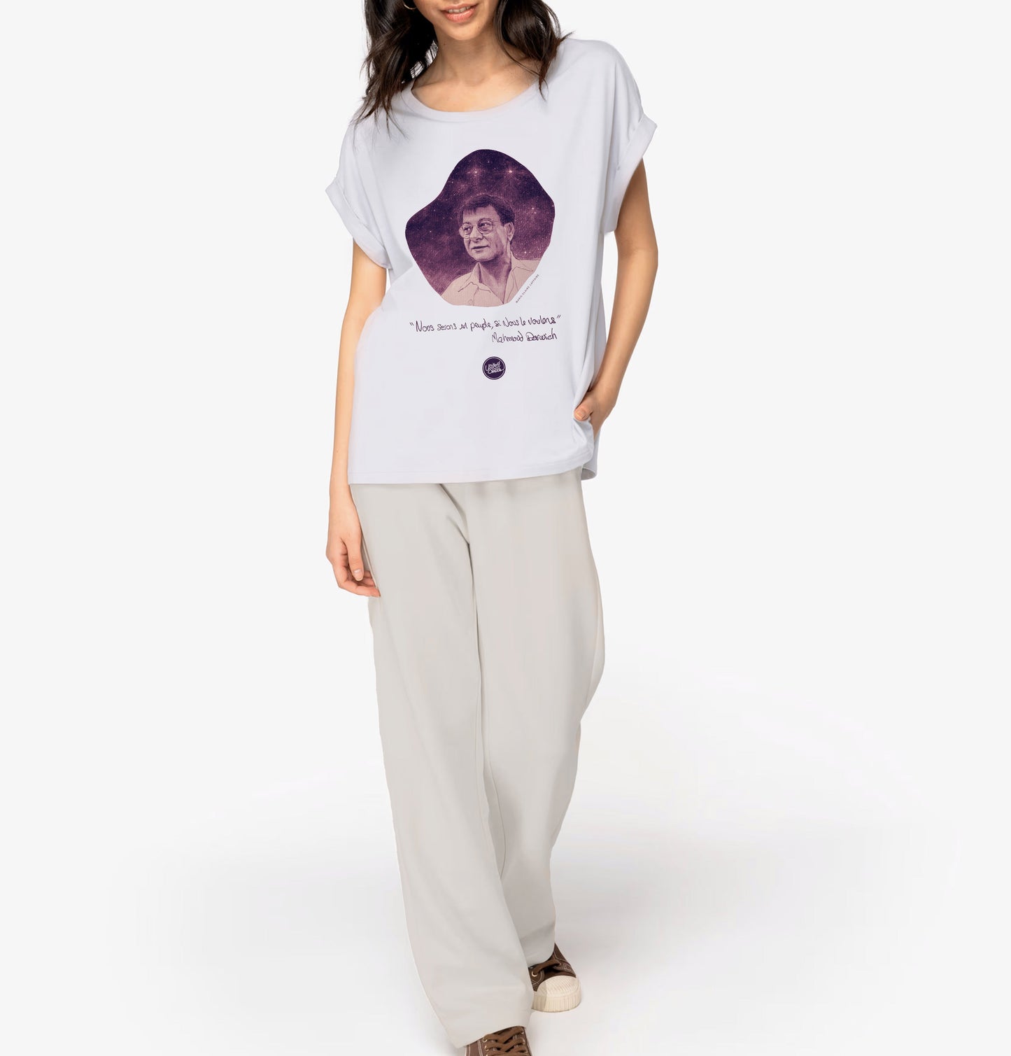 Mahmoud Darwich I Le t-shirt manches à revers femme United Souls - Des visages, une lutte, un héritage à porter !
