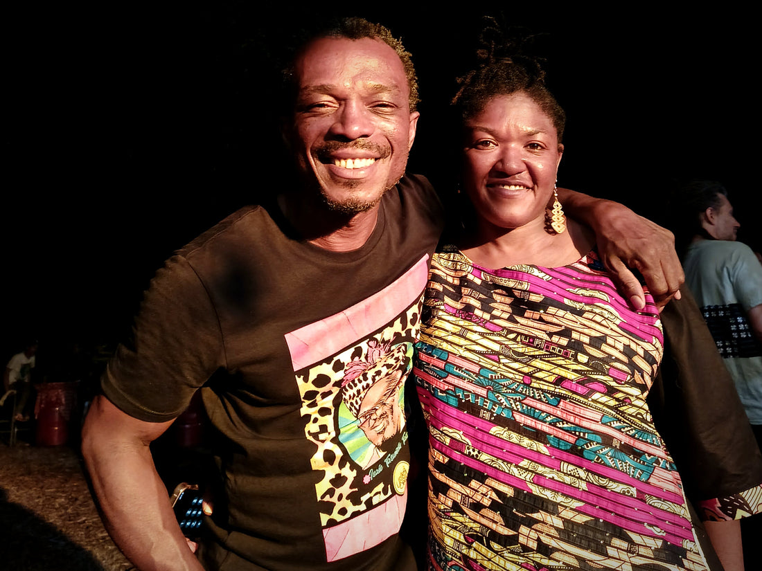 Une chouette rencontre avec Nadia Mc Anuff : un t-shirt Sankara sur la scène du Rototom