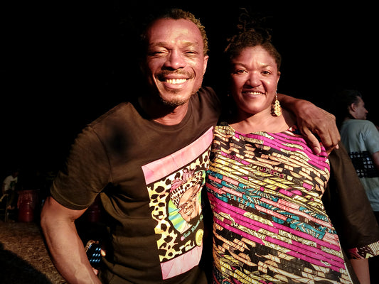 Une chouette rencontre avec Nadia Mc Anuff : un t-shirt Sankara sur la scène du Rototom