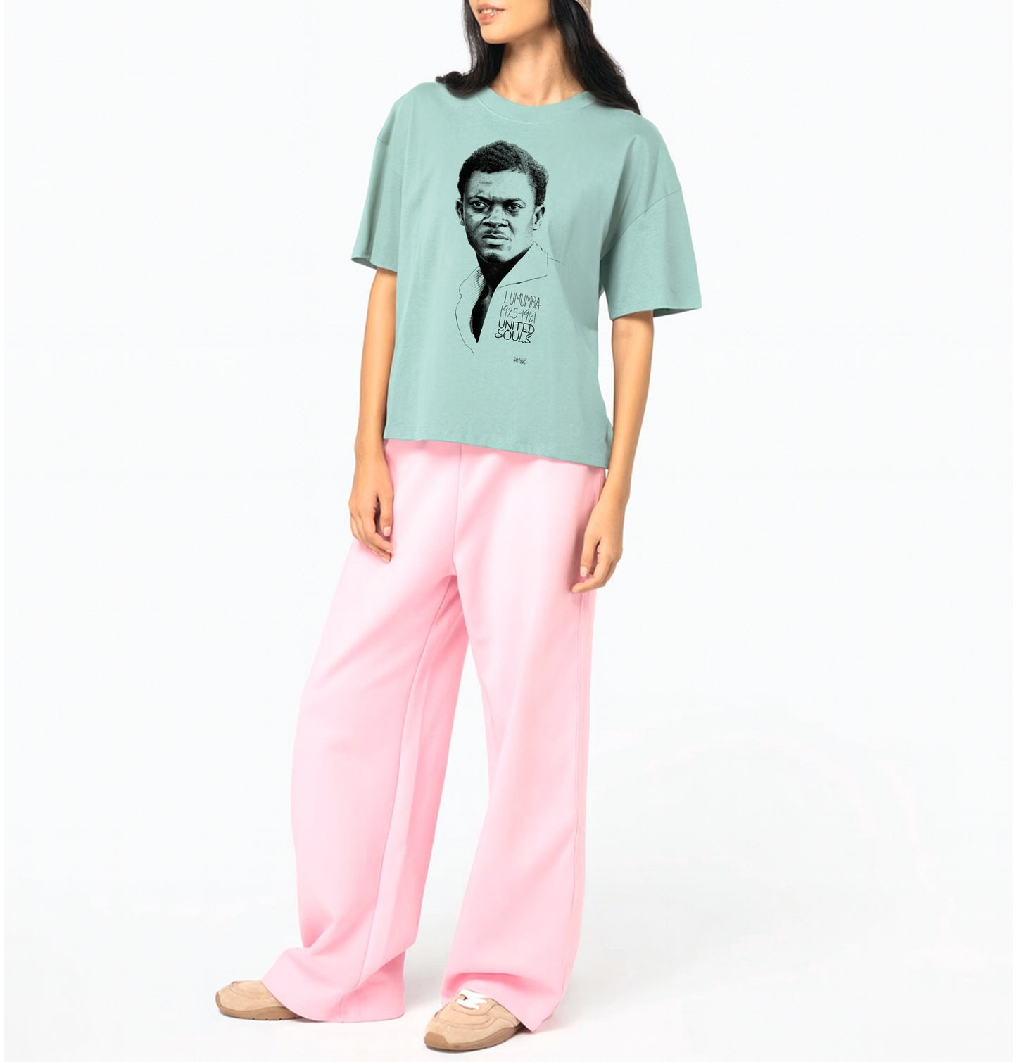 Lumumba Classic I Women's oversized T-shirt