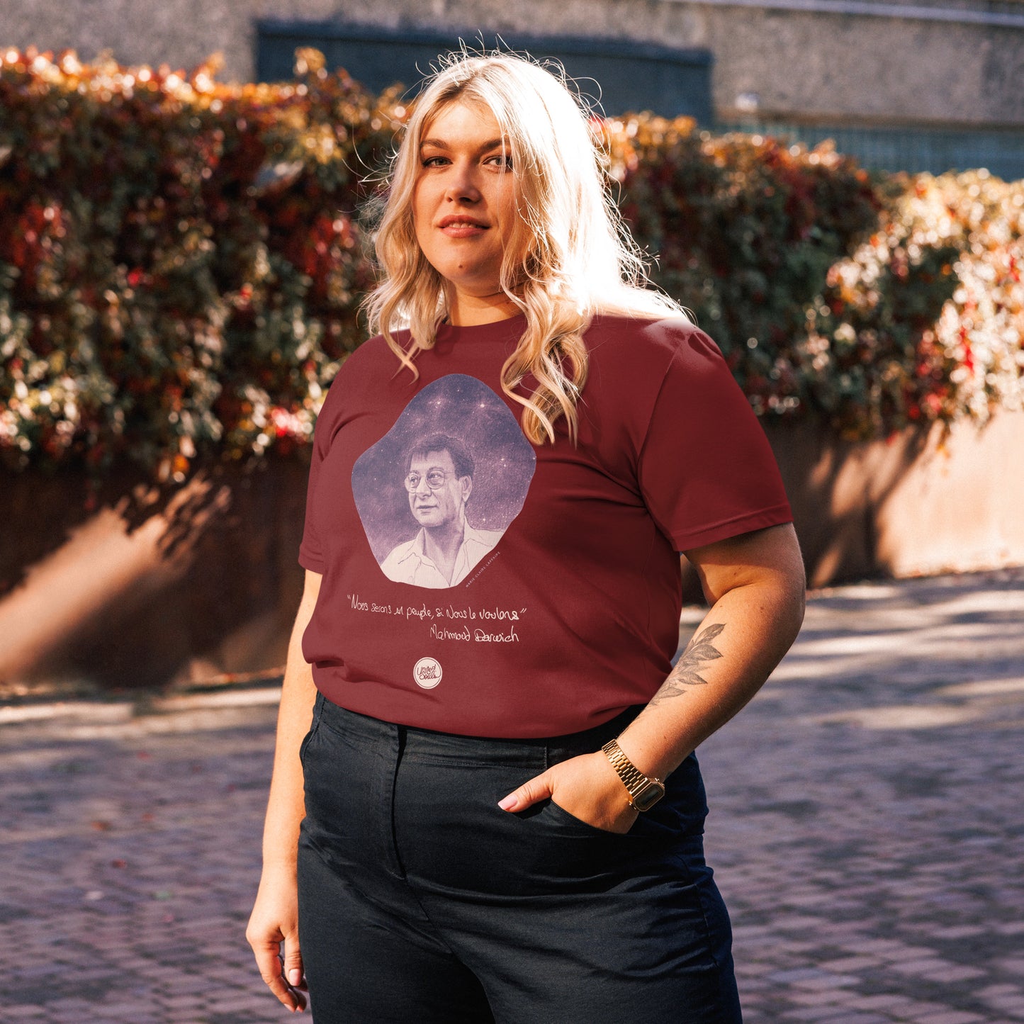 Mahmoud Darwich I Das Unisex-T-Shirt aus Bio-Baumwolle