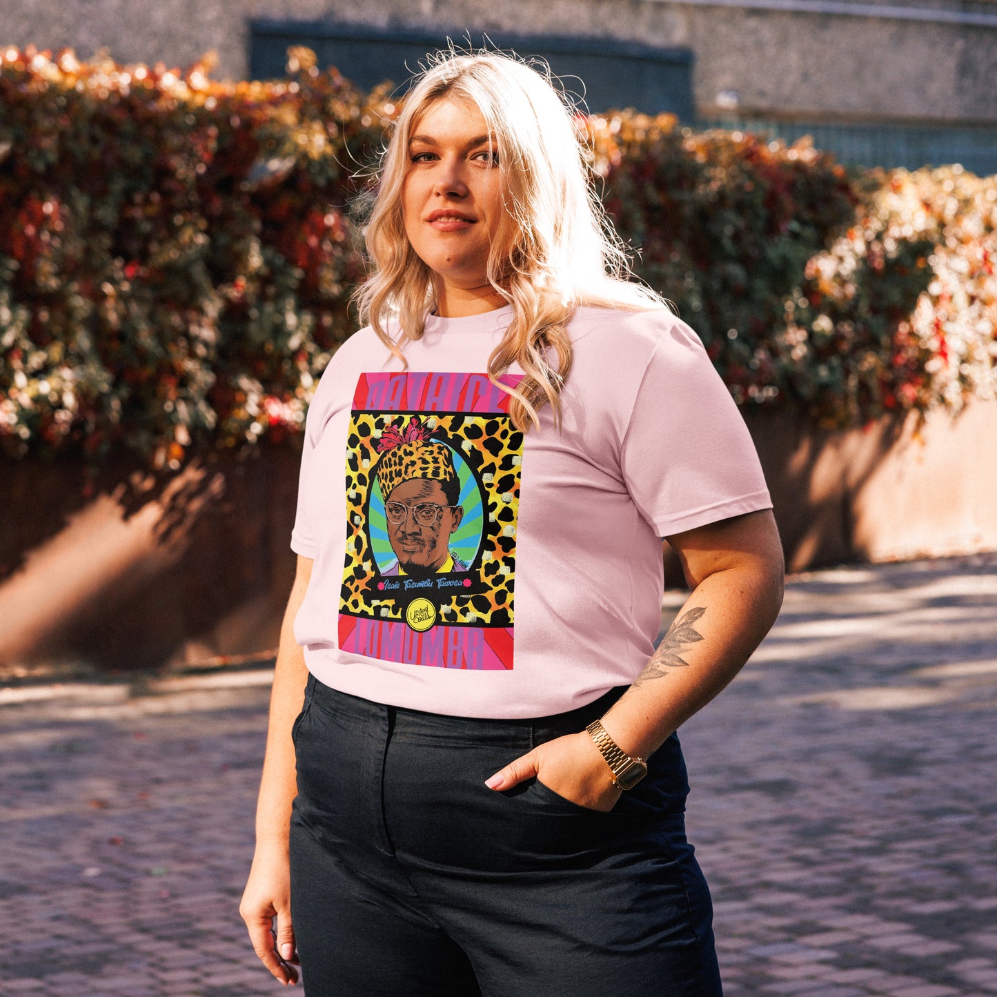 Lumumba Pop Art I The unisex organic cotton t-shirt