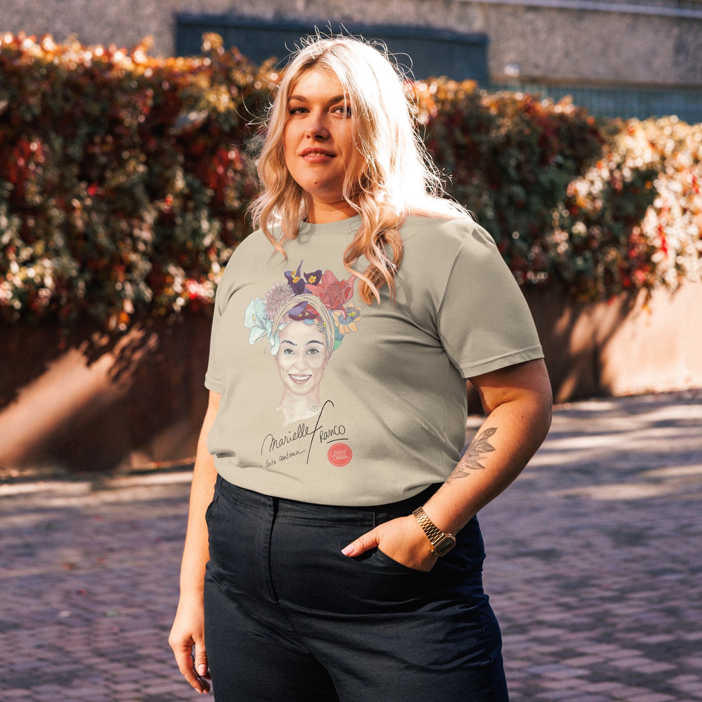 Marielle Franco I Das Unisex-T-Shirt aus Bio-Baumwolle