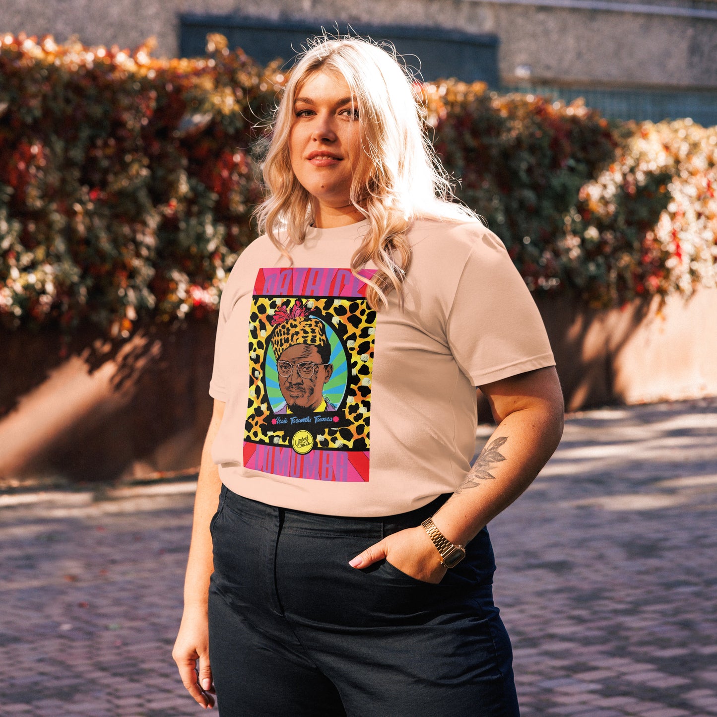 Lumumba Pop Art I The unisex organic cotton t-shirt