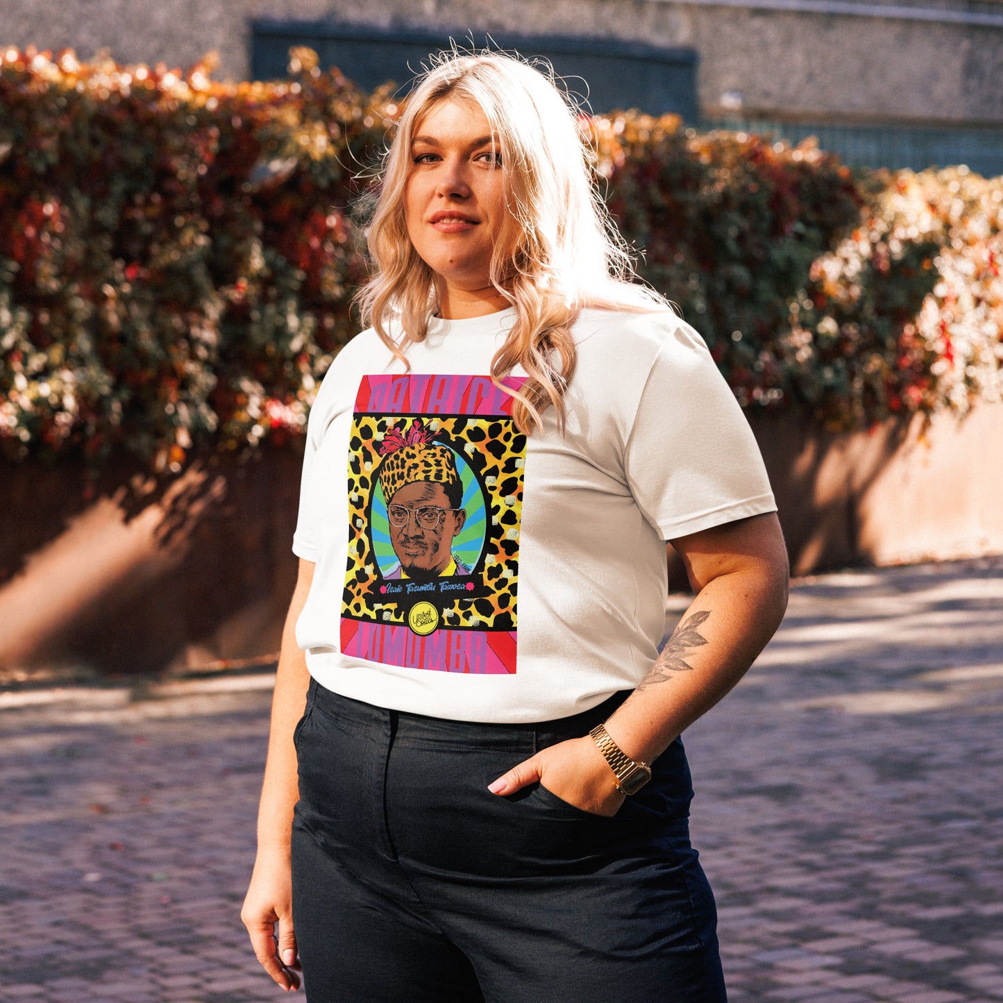 Lumumba Pop Art I The unisex organic cotton t-shirt